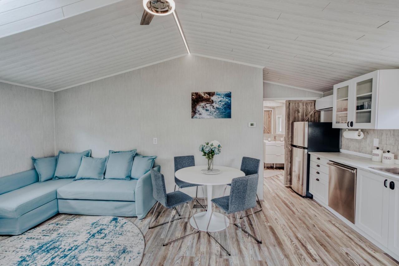 Modern & Cozy Stand-Alone Apartment - Perfect Stay Painted Post Eksteriør billede
