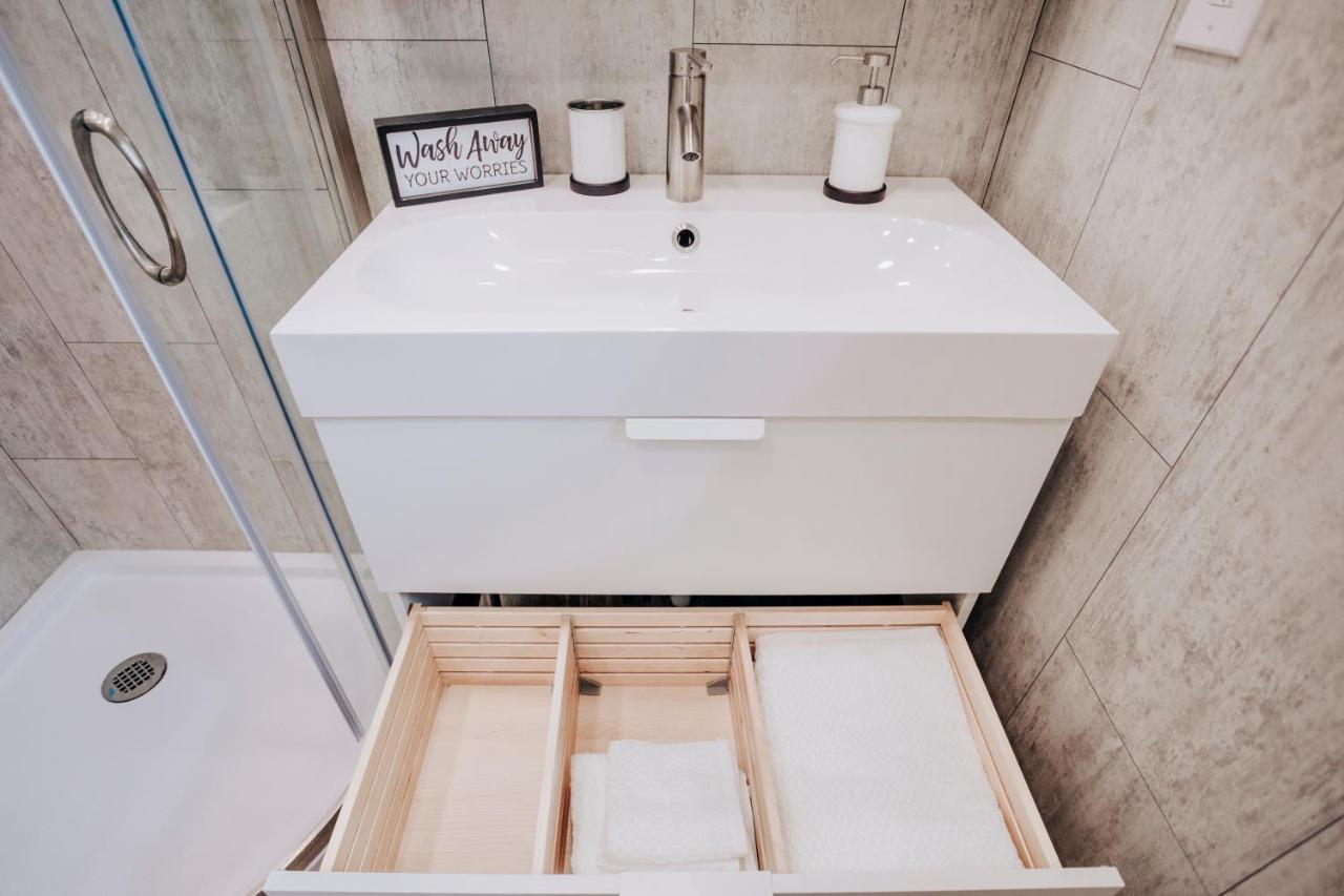 Modern & Cozy Stand-Alone Apartment - Perfect Stay Painted Post Eksteriør billede